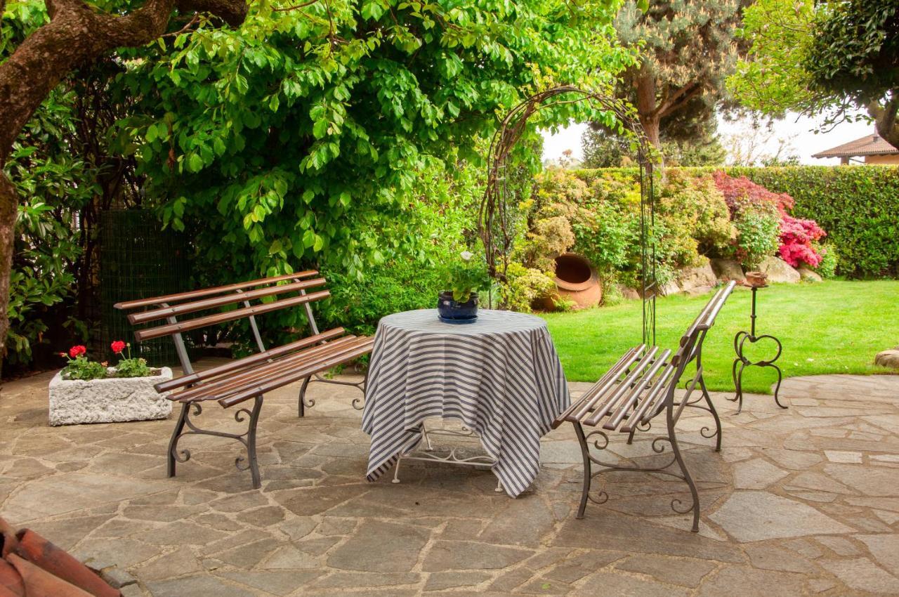 Il Gomitolo Bed & Breakfast Биела Екстериор снимка