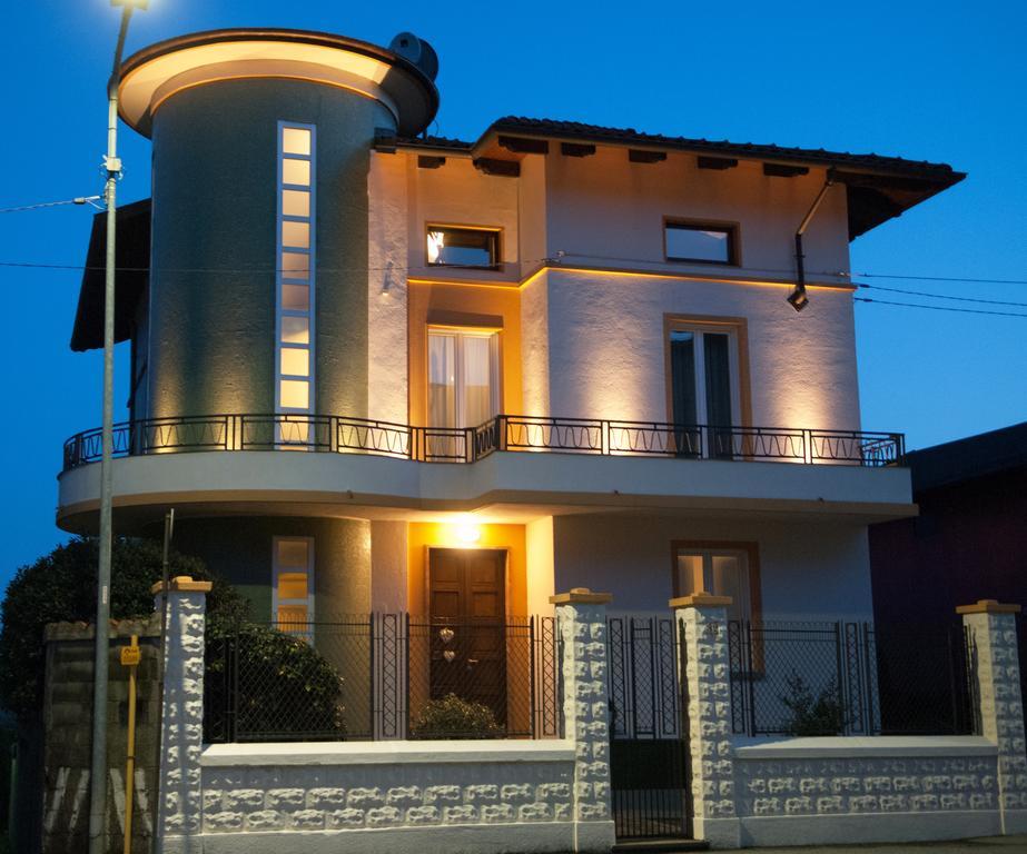 Il Gomitolo Bed & Breakfast Биела Екстериор снимка